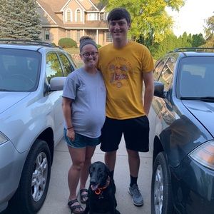 Meet your Posher, Abby